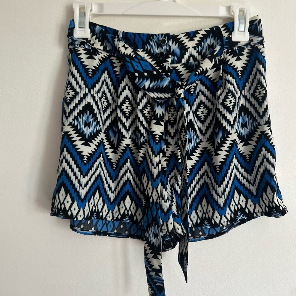 Monteau Blue and Black Geometric Shorts
